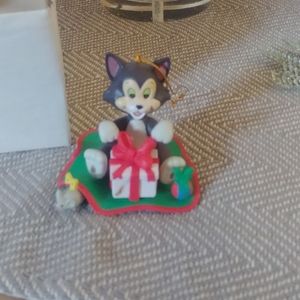 Grolier Vintage Figaro Christmas Ornament